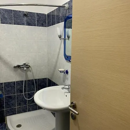 Relax Apartament Apartment Golem (Tirana)